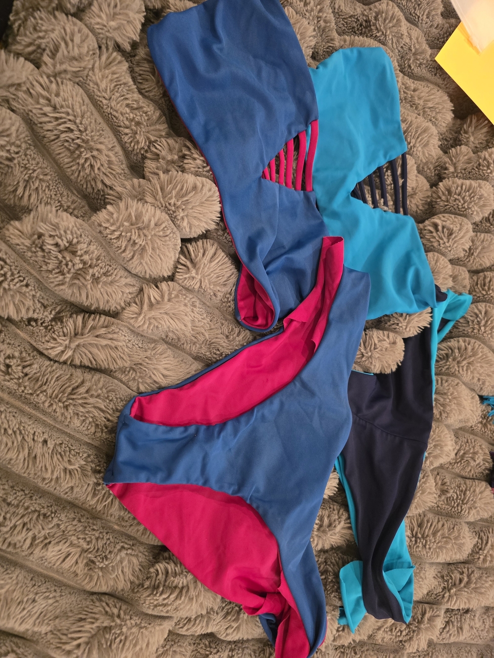 2 Bikini's Both Reversible. - Picture 6 of 6